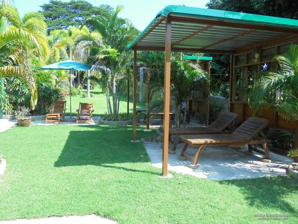 Swiss Ticino Guesthouse & Restaurant Mae Wang Bagian luar foto