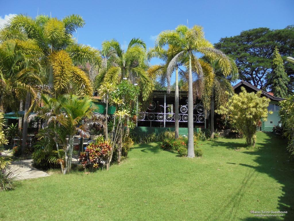 Swiss Ticino Guesthouse & Restaurant Mae Wang Bagian luar foto