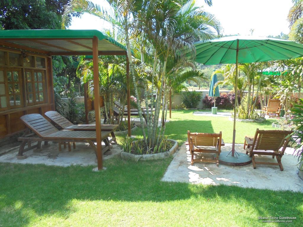 Swiss Ticino Guesthouse & Restaurant Mae Wang Bagian luar foto