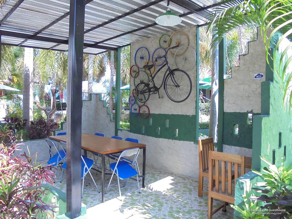 Swiss Ticino Guesthouse & Restaurant Mae Wang Bagian luar foto