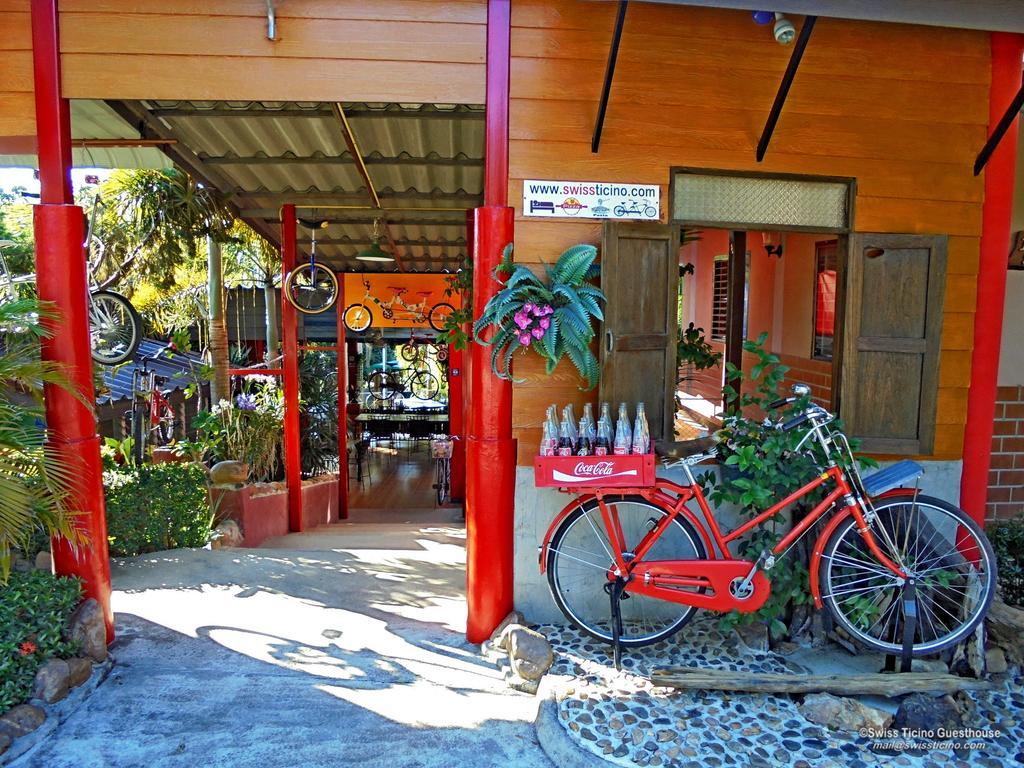 Swiss Ticino Guesthouse & Restaurant Mae Wang Bagian luar foto