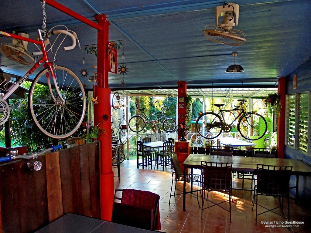 Swiss Ticino Guesthouse & Restaurant Mae Wang Bagian luar foto
