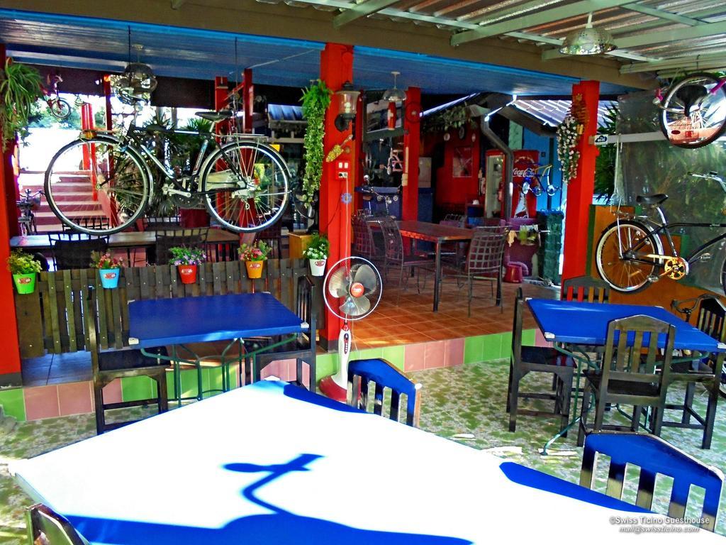 Swiss Ticino Guesthouse & Restaurant Mae Wang Bagian luar foto